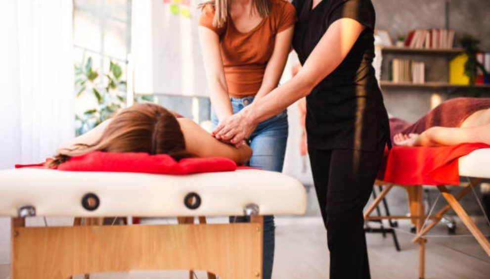 London Turning to Tantric Massage for Wellbeing