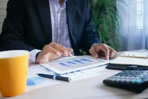 Smart Financial Habits That Can Improve Long-Term Stability
